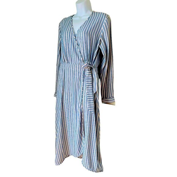 Time and Tru Dresses & Skirts - Time And True Maxi Wrap White Blue Stripe Dress sz M